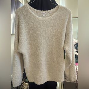 Medium white fuzzy wide leg pant and sweater set